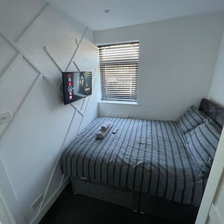 Va Home Stay - Close To Luton Airport, M1 & A505 Екстериор снимка